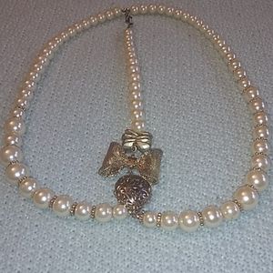 Pearl necklace